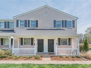 1224 Green Oaks Ln APT K, Charlotte, NC