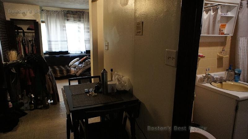 2nd image of 1355 Commonwealth Ave APT A