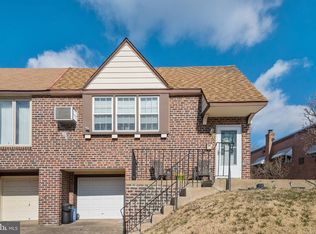 8226 Pine Rd, Philadelphia, PA 19111