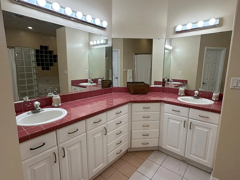 11315 Windermere Rd — Photo 3