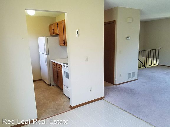 5th image of 3316 Berwood Ct W #10858323