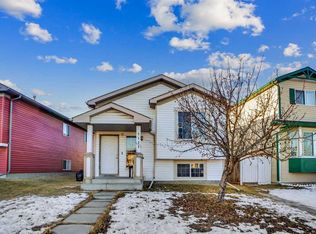 1134 Martindale Blvd NE, Calgary, AB T3J 4A1