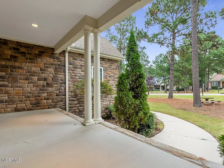 108 Hammerstone Cir — Photo 9