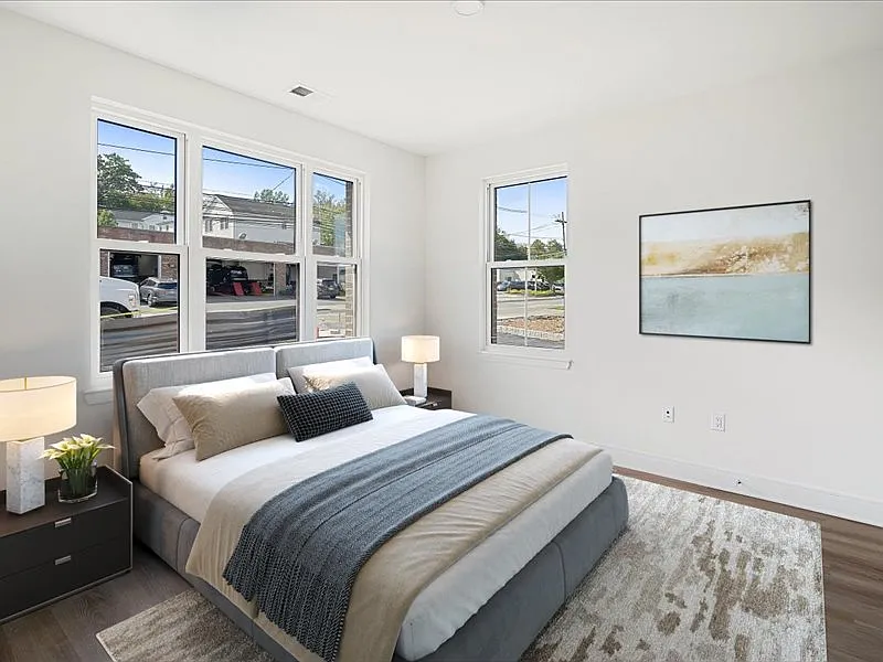 Madison Mall on Main Luxury Apartments — Photo 3