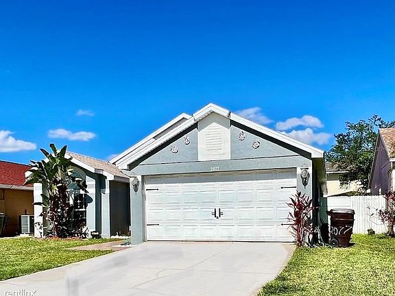 3rd image of 2077 Shannon Lakes Blvd