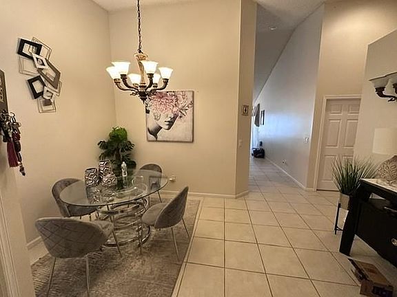 5th image of 383 E Coral Trace Cir