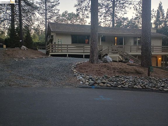 3rd image of 19733 Butler Way