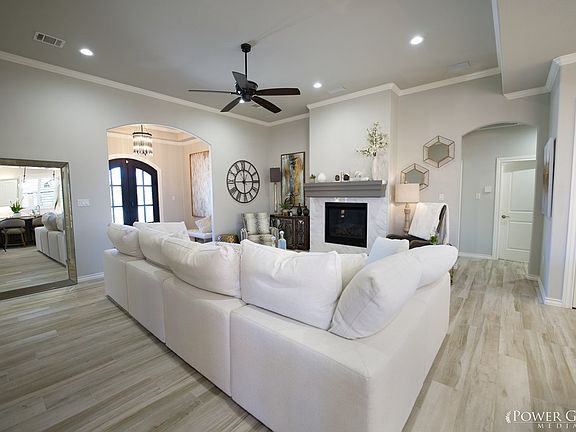 3rd image of 3013 Seafin St