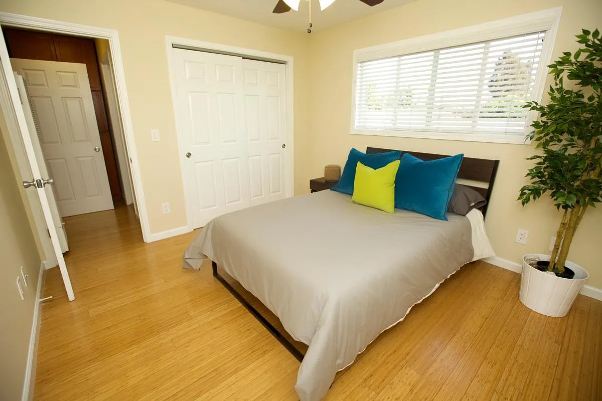Revey Villa — Photo 2