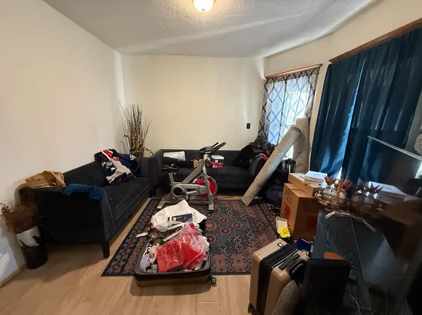 328 N 9th St Floor 1, Haledon, NJ 07508