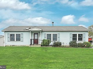 5 Ray Dr, Denver, PA 17517