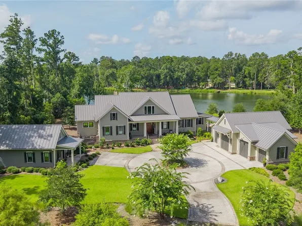 416 Spanish Moss Lane, Richmond Hill, GA 31324