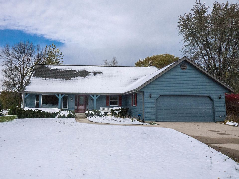 1st image of 4112 W Marseilles Dr