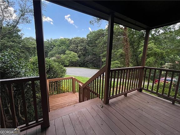 4th image of 106 Spring Way