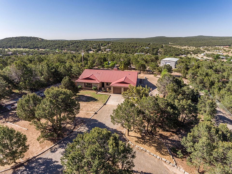 1st image of 18 Juniper Hills Rd