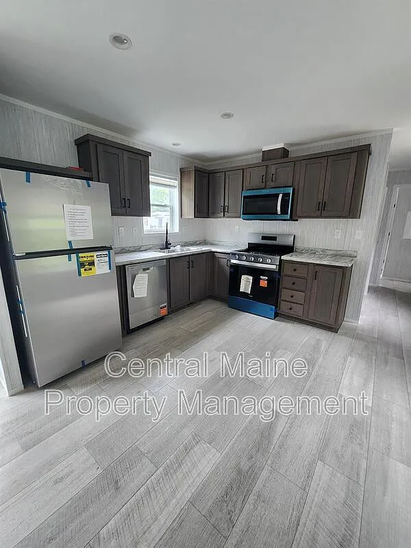 2 bed, 2.0 bath, 840 sqft, $1,395 — Photo 1