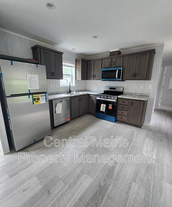 1st image of 2 Austin Dr