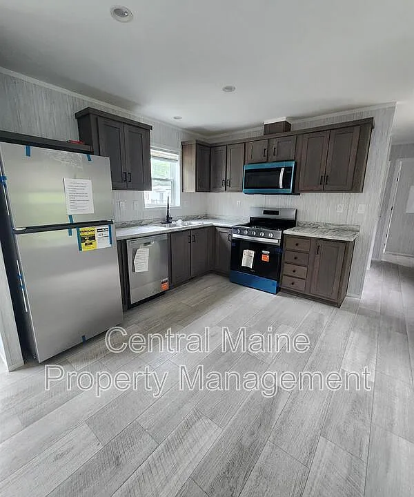 2 Austin Dr #2 AUSTIN DR