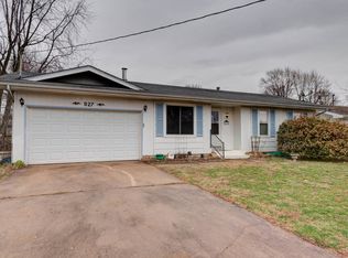 927 W Downing St, Springfield, MO 65807