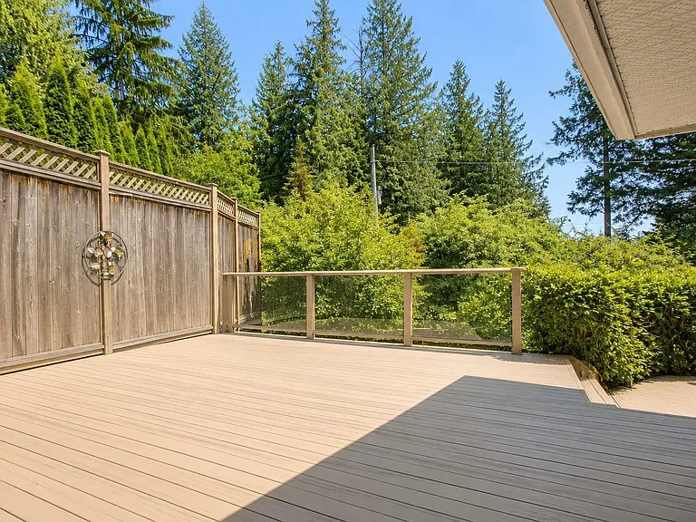 606 Saint Andrews Rd — Photo 10