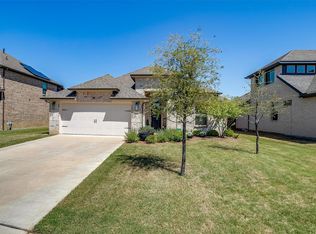 1141 Rushmore Dr, Burleson, TX 76028