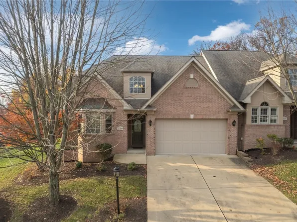 1723 Waterleaf Dr, Sewickley, PA 15143