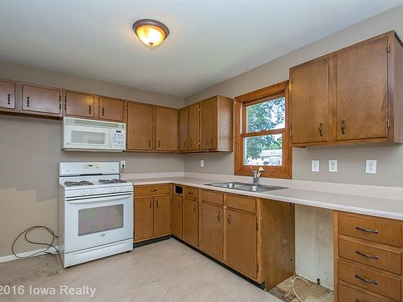4th image of 503 E 25th St S