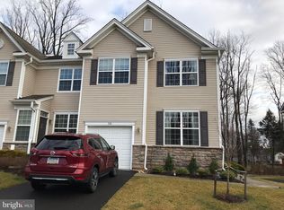 370 Roarks Trl, Warminster, PA