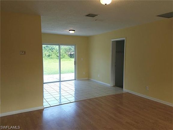 3rd image of 208 5th Ave