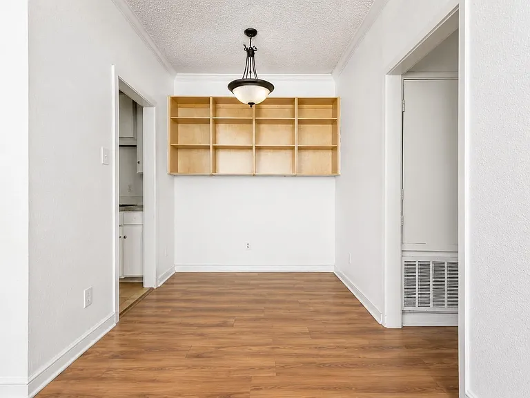 10047 Westpark Dr #77 — Photo 17