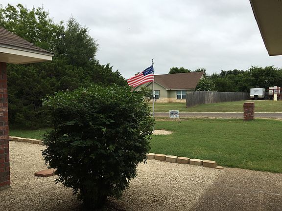 2nd image of 192 Brookhaven Dr