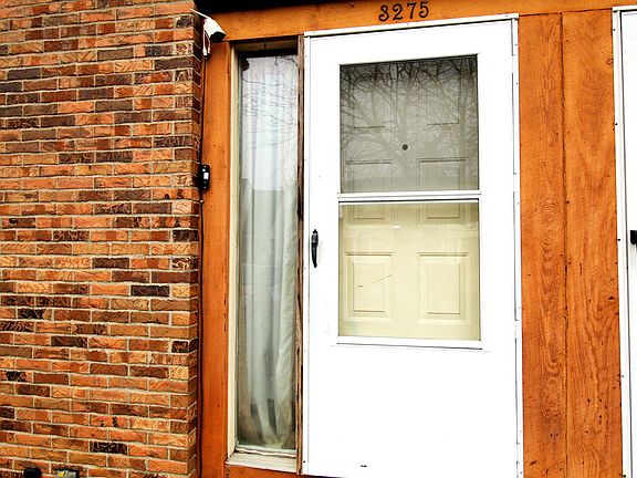 2nd image of 3275 Cairngorm Dr #3275