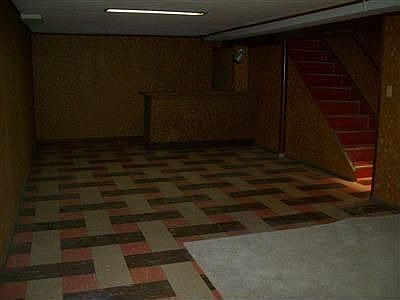 5th image of 3824 Hillmont Ave
