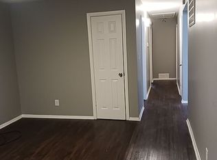 34 W 141st St, Dixmoor, IL 60426