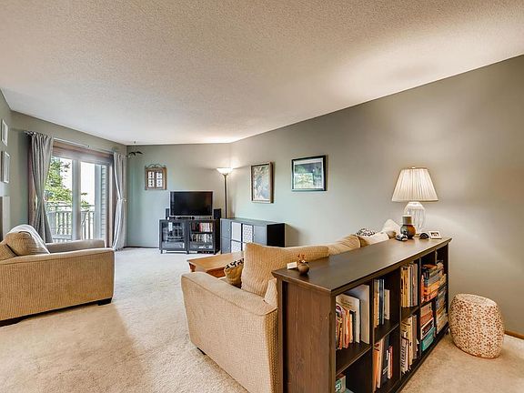 3rd image of 1392 Carling Dr APT 209