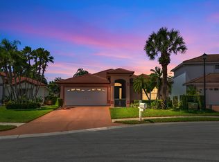 6122 Harbour Greens Dr, Lake Worth, FL 33467