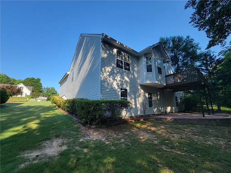 1325 Heatherton Rd — Photo 39