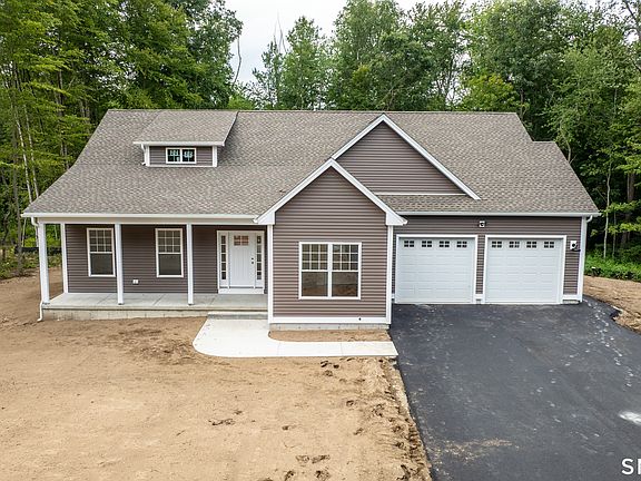 3rd image of 18 Spring Hill Lane