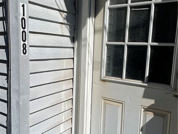 2nd image of 1008 Kenilworth Ave