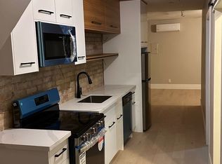 993 Bloor St W #201-W02, Toronto, ON M6H 1M1