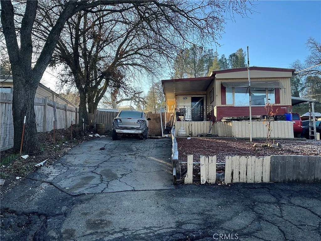 9582 Bell Ave photo 1