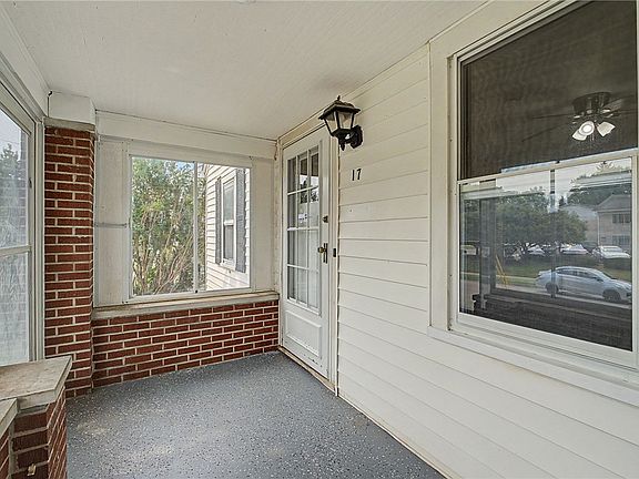 5th image of 17 Coffman Ave
