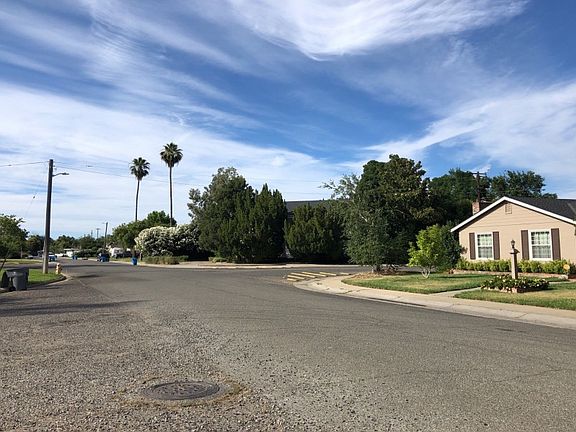 4th image of 1933 Boulton Way