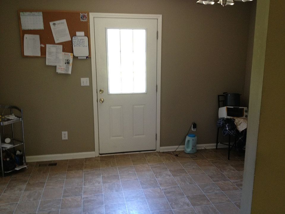 1st image of 712 Aberdeen Parke Dr