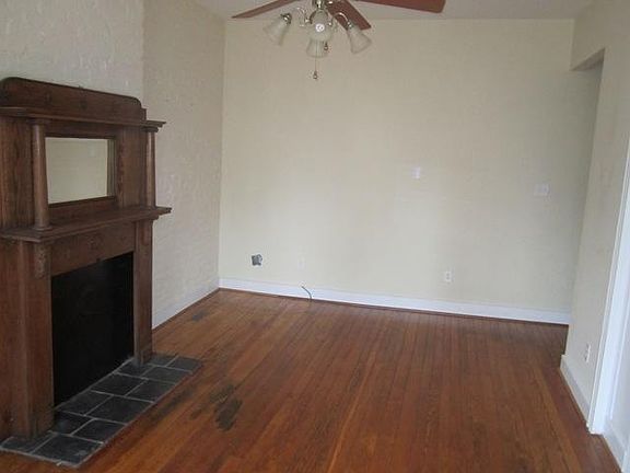 4th image of 2716 E Grace St #1