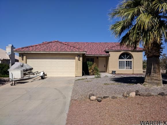 1st image of 2161 E Amber Dr
