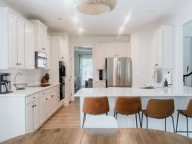 6910 Augustine Way — Photo 7