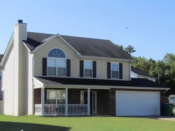 132 Westbourne Ct, Radcliff, KY 40160