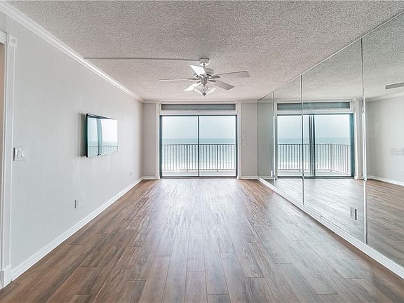 5th image of 18650 Gulf Blvd APT 413
