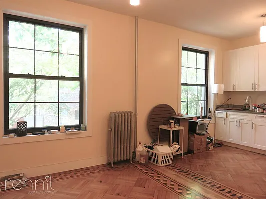 Rented by Rennit Inc. | media 31